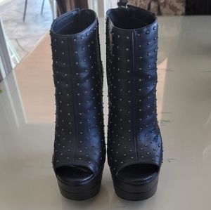 Jessica Simpson boots